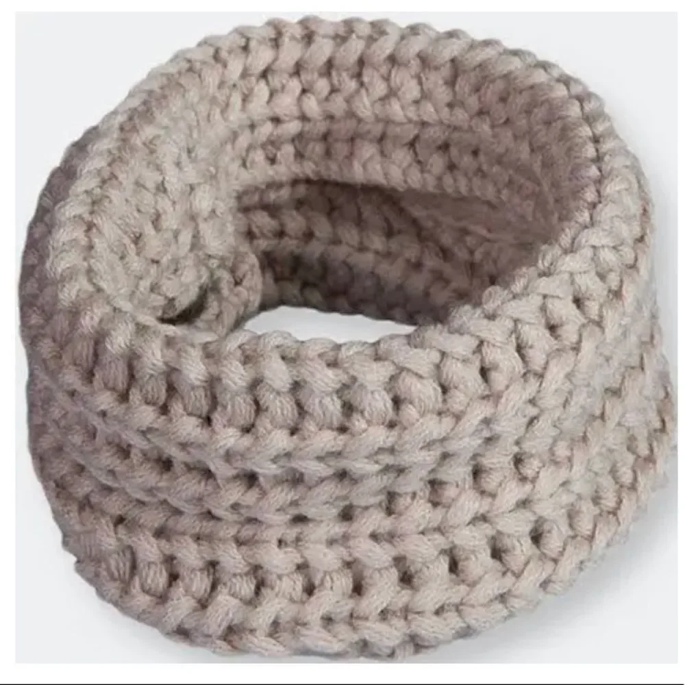 🎈Oatmeal Knit Dog Scarf